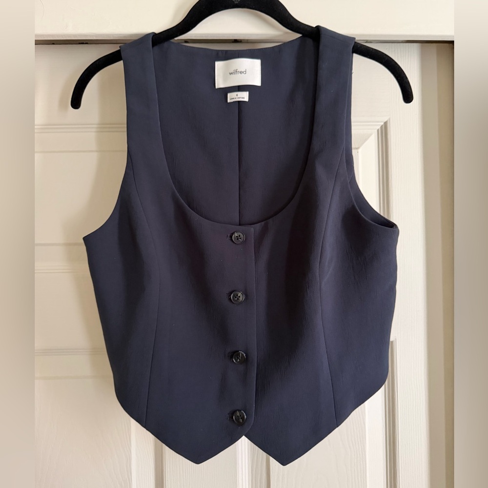 Aritzia Wilfred Vest